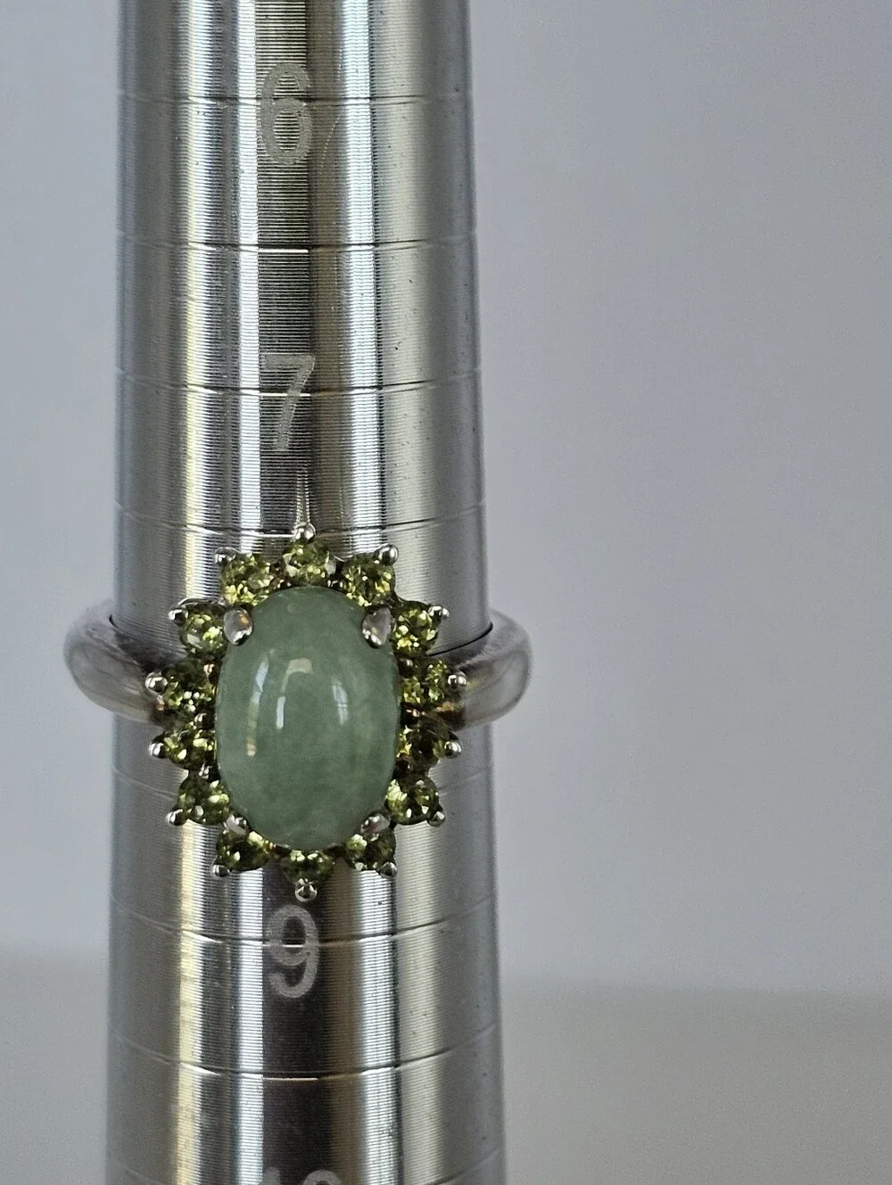 Genuine Jade Cabachon & Peridot Ring Sterling Silver Rhodium Size 8!